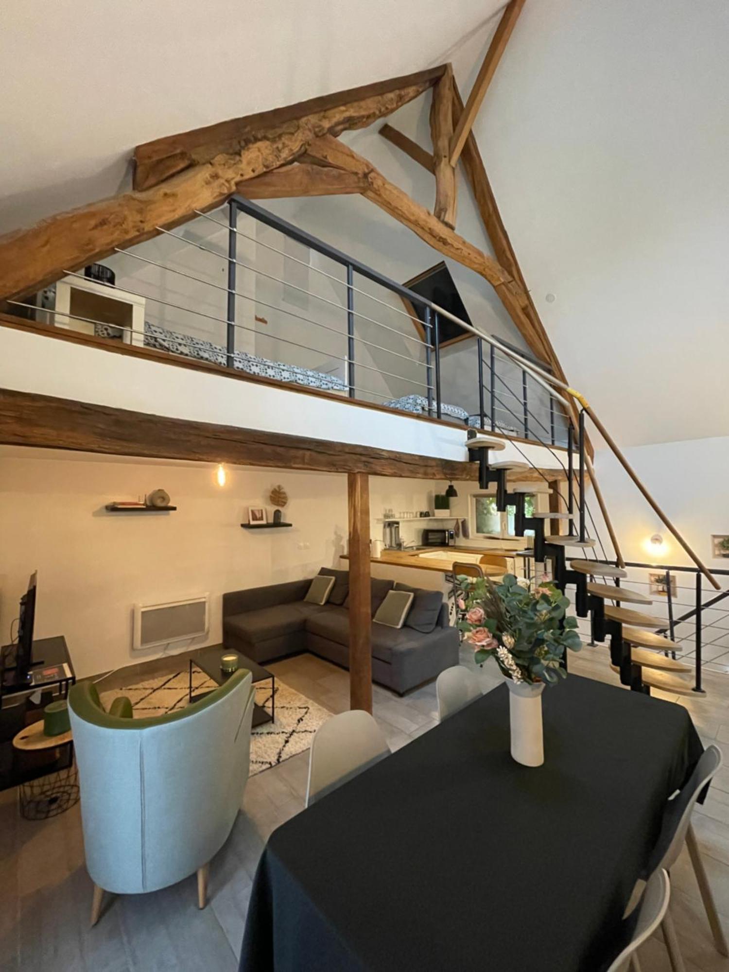 Apartament Loft Chez Guillaume Bouleurs Zewnętrze zdjęcie