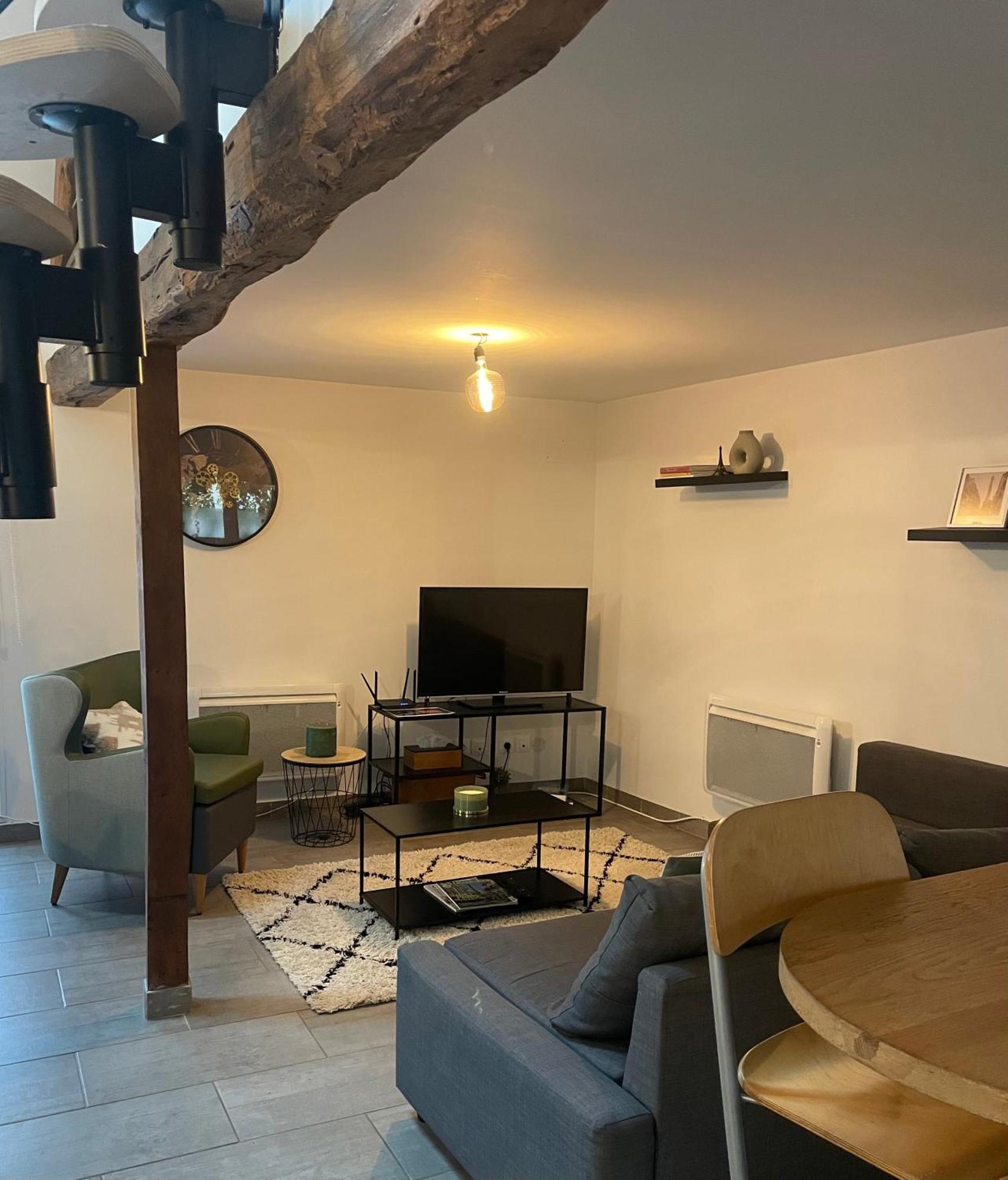 Apartament Loft Chez Guillaume Bouleurs Zewnętrze zdjęcie